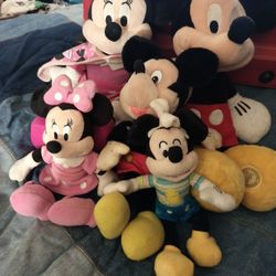 MICKEY AND MINNIE MOUSE STUFFED TOYS