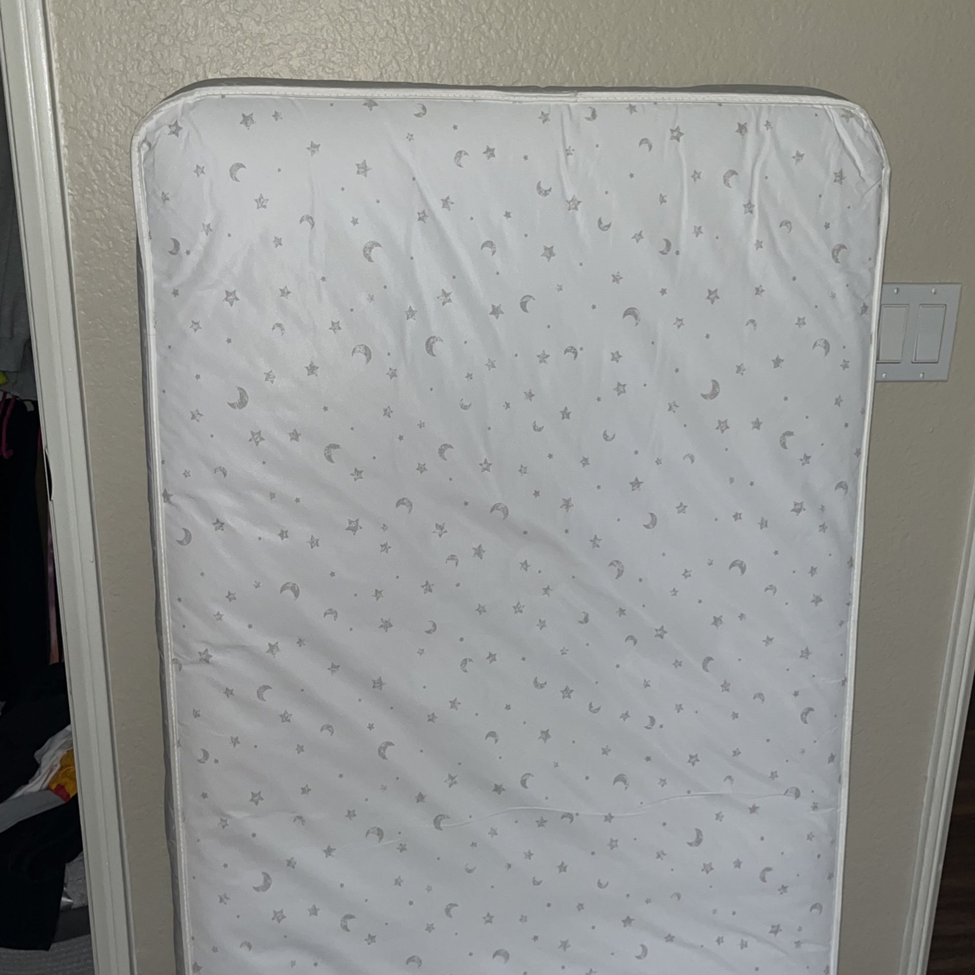 Pottery Barn Kids Lullaby 2 Stage Crib Mattress for Sale in Irvine CA OfferUp