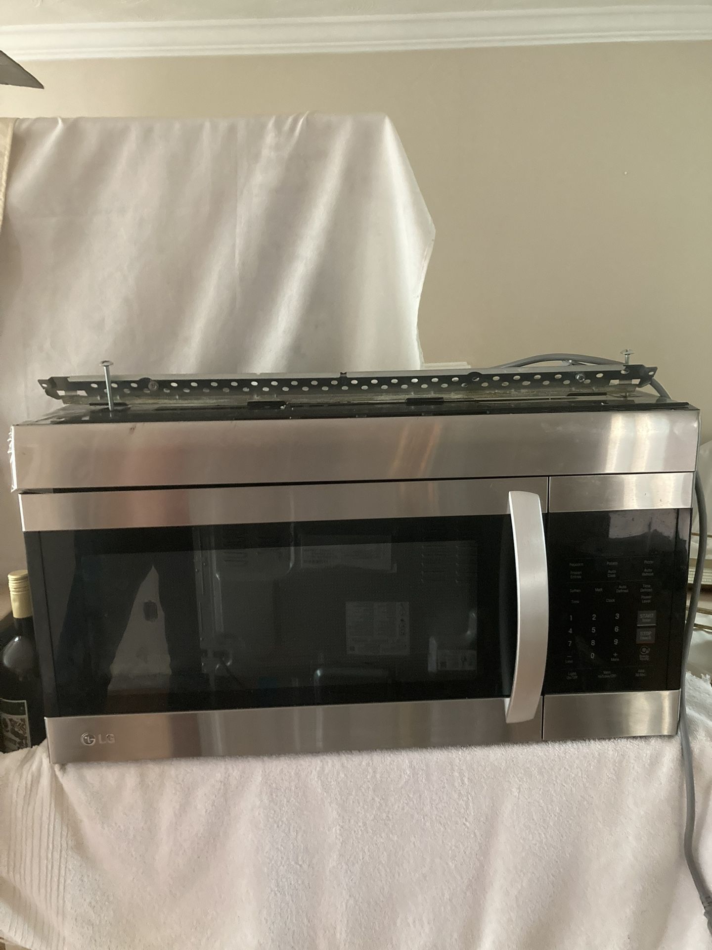 LG Microwave