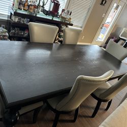 Kitchen Table With Center Leaf And 6 Chairs 