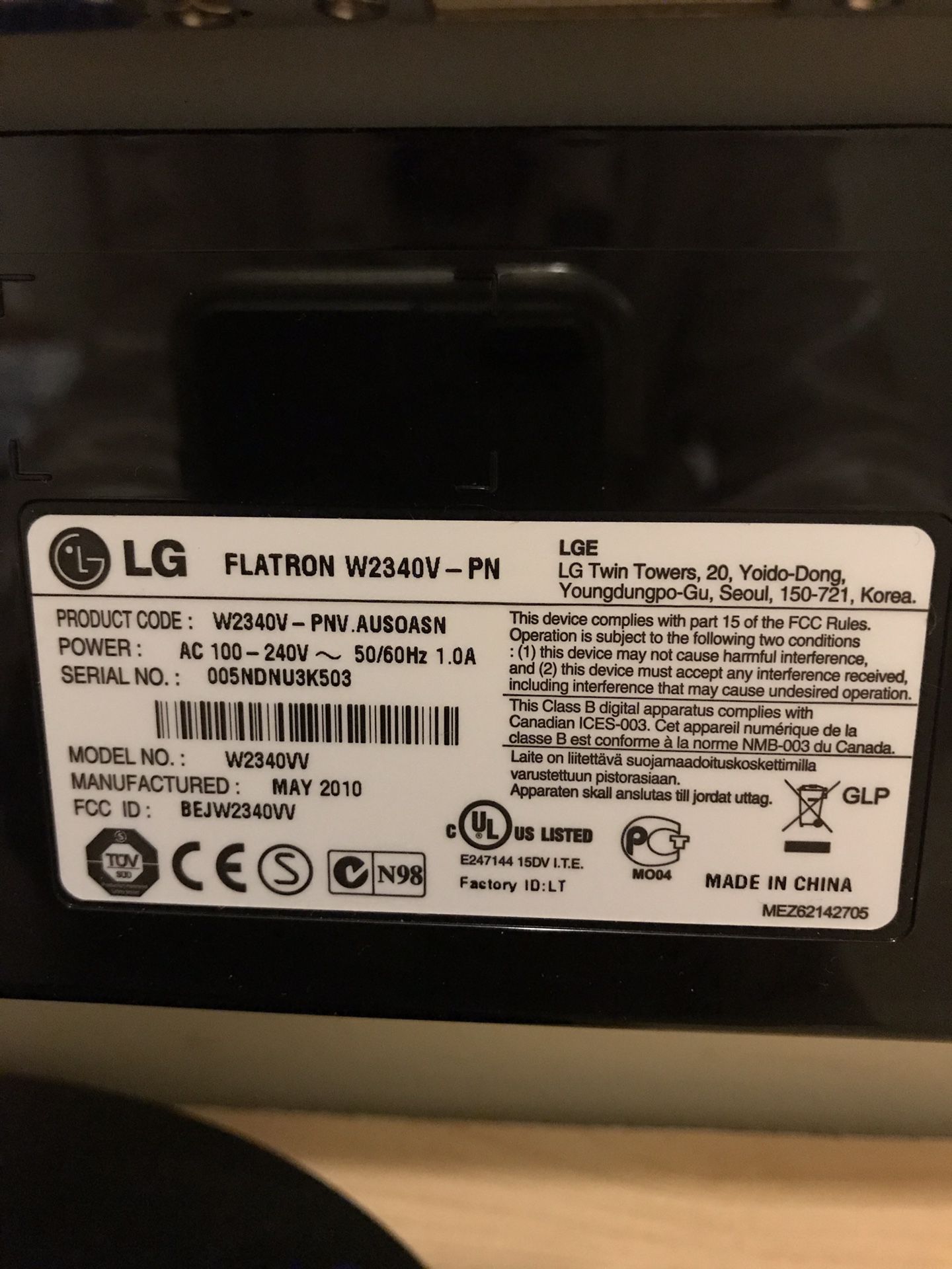 LG Flatron W2340V 23” 1080p Ultra Slim Full HD LCD Monitor HDMI Black for  Sale in Chicago, IL - OfferUp