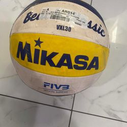 Mikasa Beach Classic Varsity Series FIVB Game Ball Beach Volleyball