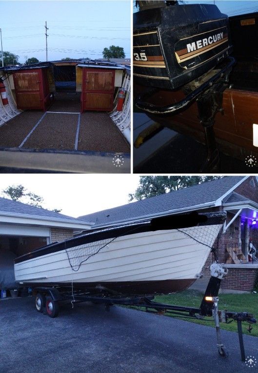 Classic Chris Craft Motor Boat