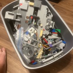 Random Lego Pieces Pile