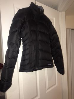 Women’s Patagonia Jacket S. Great condition. Like new. Pick up in Stamford SOLD