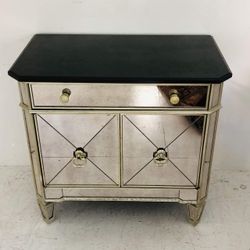 Mirrored Nightstands with Marble Top! Downtown Puyallup Pickup!