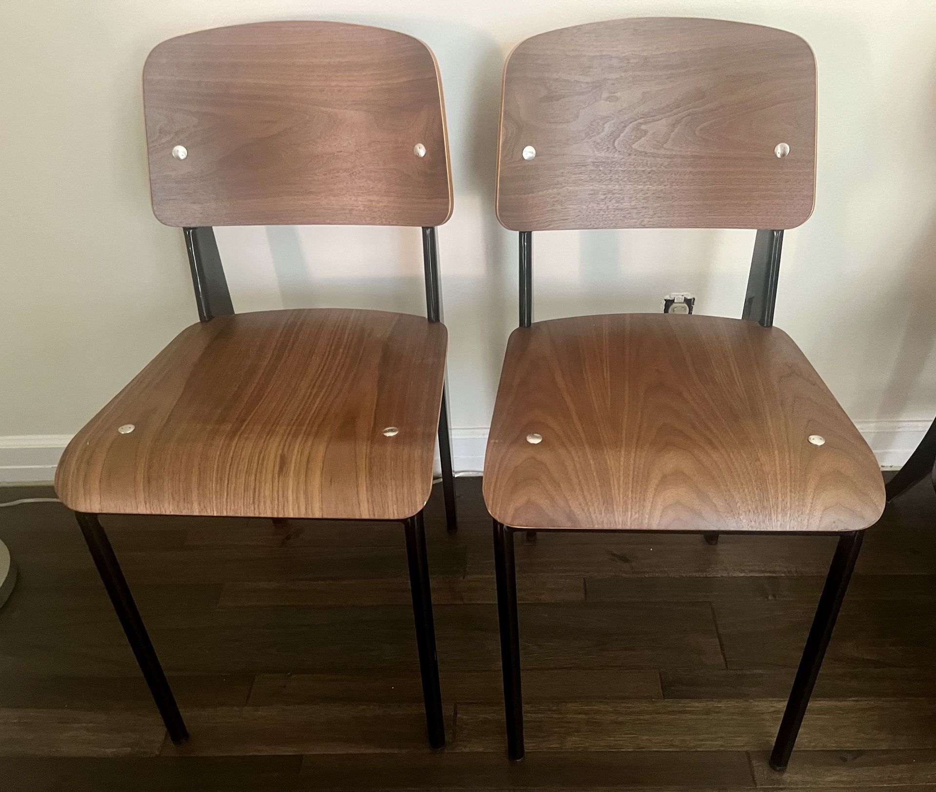 Set of 2 Wooden Chairs