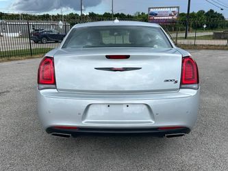 2022 Chrysler 300