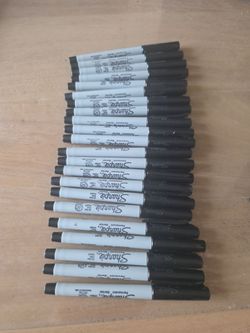 20 Ultra Fine Tip Sharpie Pens