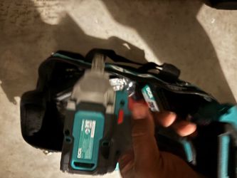 Impact drill for lug nuts