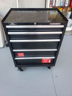 Husky tool Storage 27 in. W x 18 in. D 5-Drawer Gloss Black Rolling Tool Cabinet
