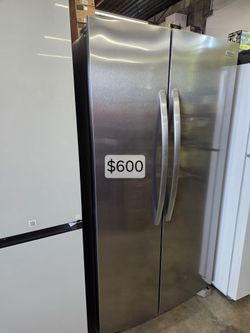 FRIGIDAIRE 36” SIDE-BY-SIDE REFRIGERATOR – STAINLESS STEEL – $599 🔥