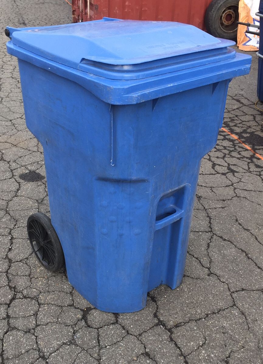 Industrial trash cans for Sale in Sterling, VA OfferUp