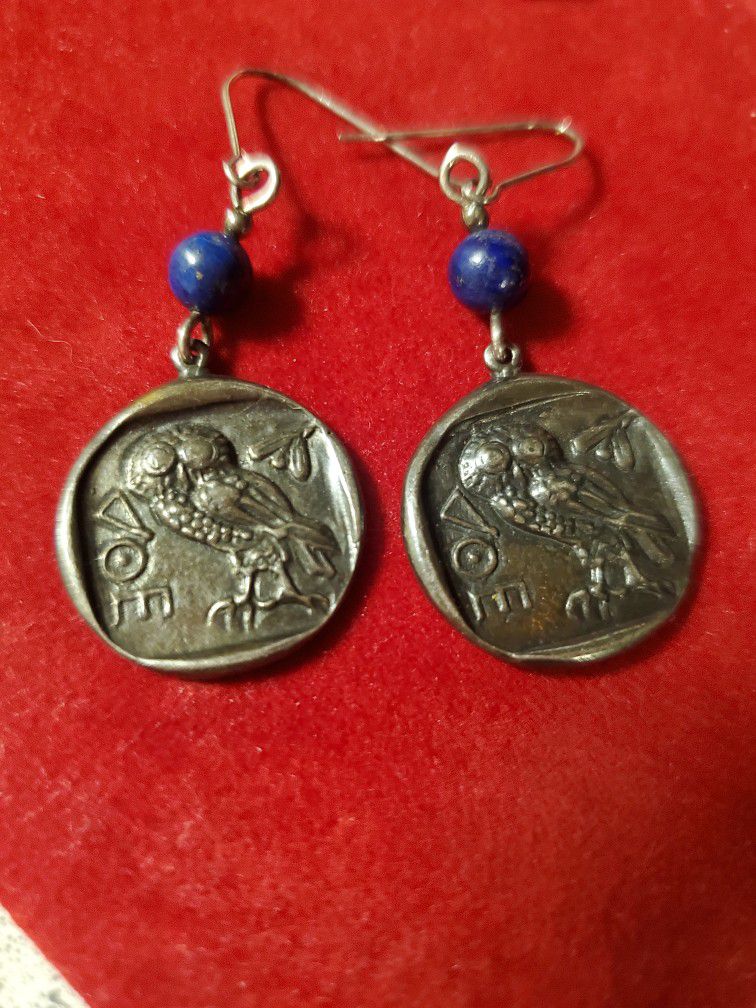 Vintage Sterling Silver Godess Coin And Lapis Luzuli Earrings 