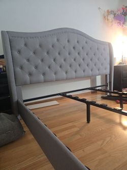 Grey tuffed upholstered king bed frame
