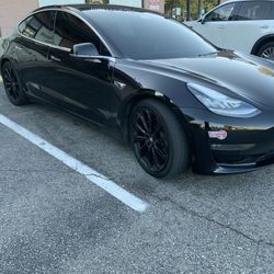 2019 Tesla Model 3 