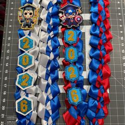 Graduation leis/ collares de graduación