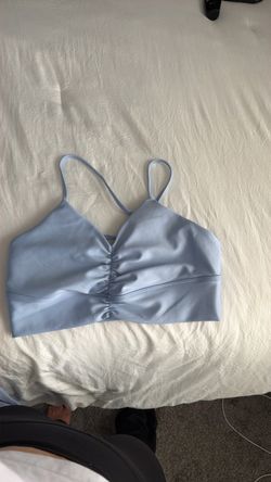 Alo yoga sports bra