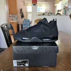 Jordan 4 Retro Black Cat (2025) Size 11