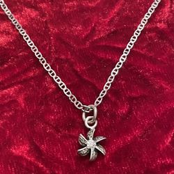 925 🌺 NEW 🌺 SILVER 🌺 Necklace 🌺 With Beautiful Flower 🌺 Pendent 