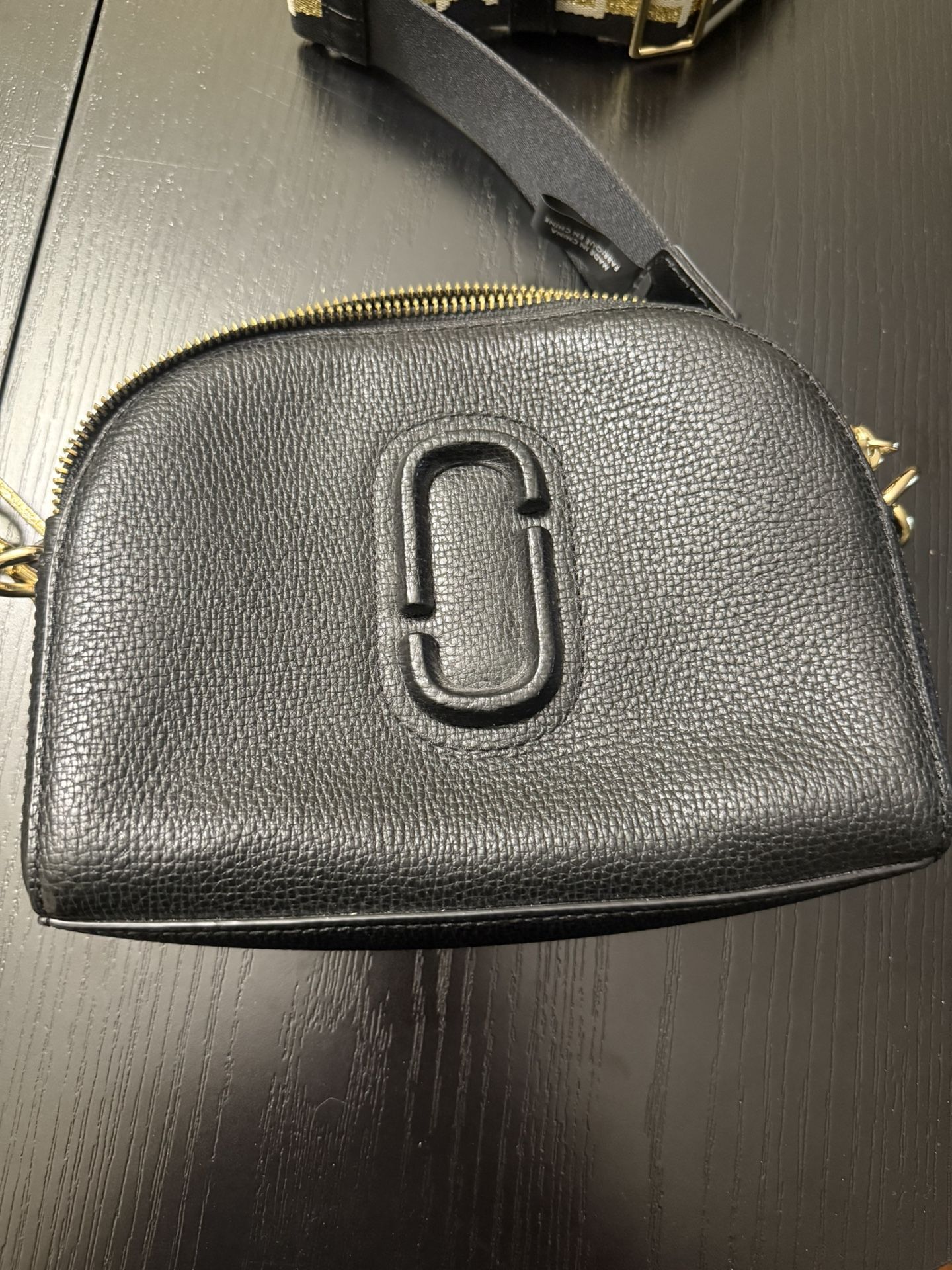 Marc Jacob’s Crossbody Bag 