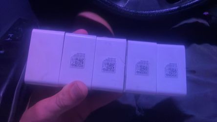 5 WiFi outlets  2.4G