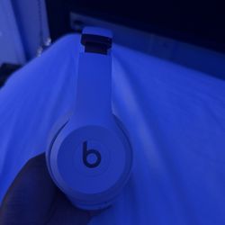 solo 4 cloud pink beats 🎧