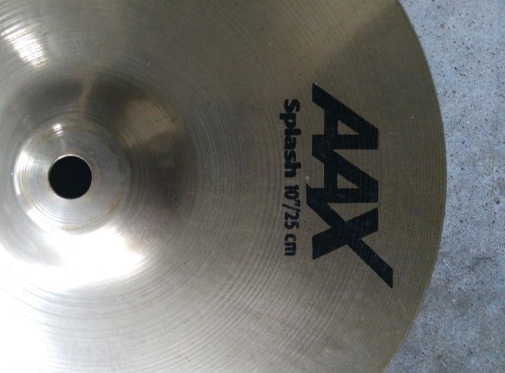 Cymbals Hi Hats 14 " Meinl 55,Aax 10" 60 ,Avedis 8" 60,10