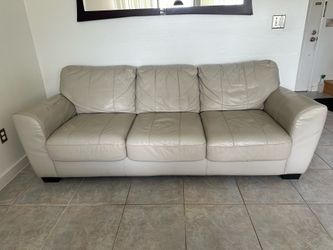 Leather/vinyl sofa sleeper