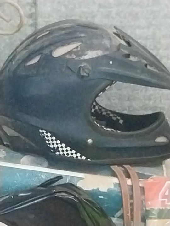Bell Xgames Ff M219 Mohawk Skull Helmet! Small 56-58Cm