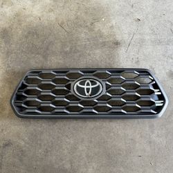 2022 tacoma oem grill 