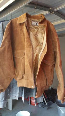 WOMEN'S TAN FAUX LEATHER JACKET