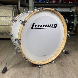 Ludwig 14x22 White Cortex Kick Drum 1970s