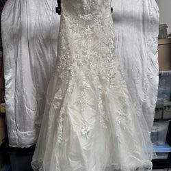 Wedding Dress with Light Train