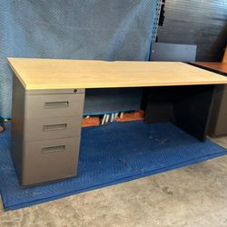Office Desk With 3-drawer File Cabinet