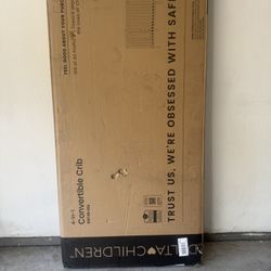 Convertible Baby Crib