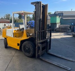 Forklift