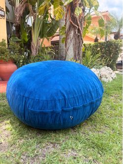 Crash pad -like new barely used . For sensory seekers