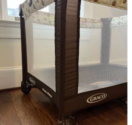 Graco play n pack