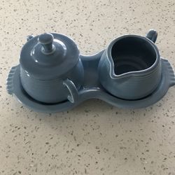 Fiesta Sugar and Creamer Set