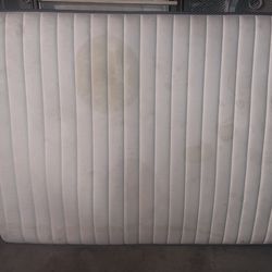 Mattress bed queen size