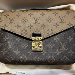 Pochette Métis Monogram Reverse 