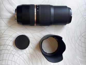 Tamron 70-300 Lens. Pristine