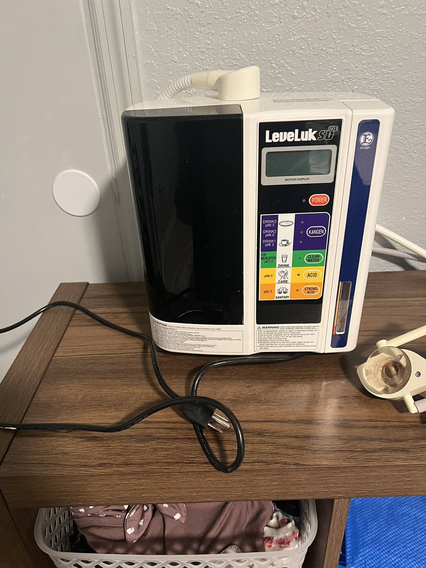 Leveluk SD501 Kangen Water Machine