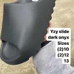 Dark Onyx Yeezy Slide 
