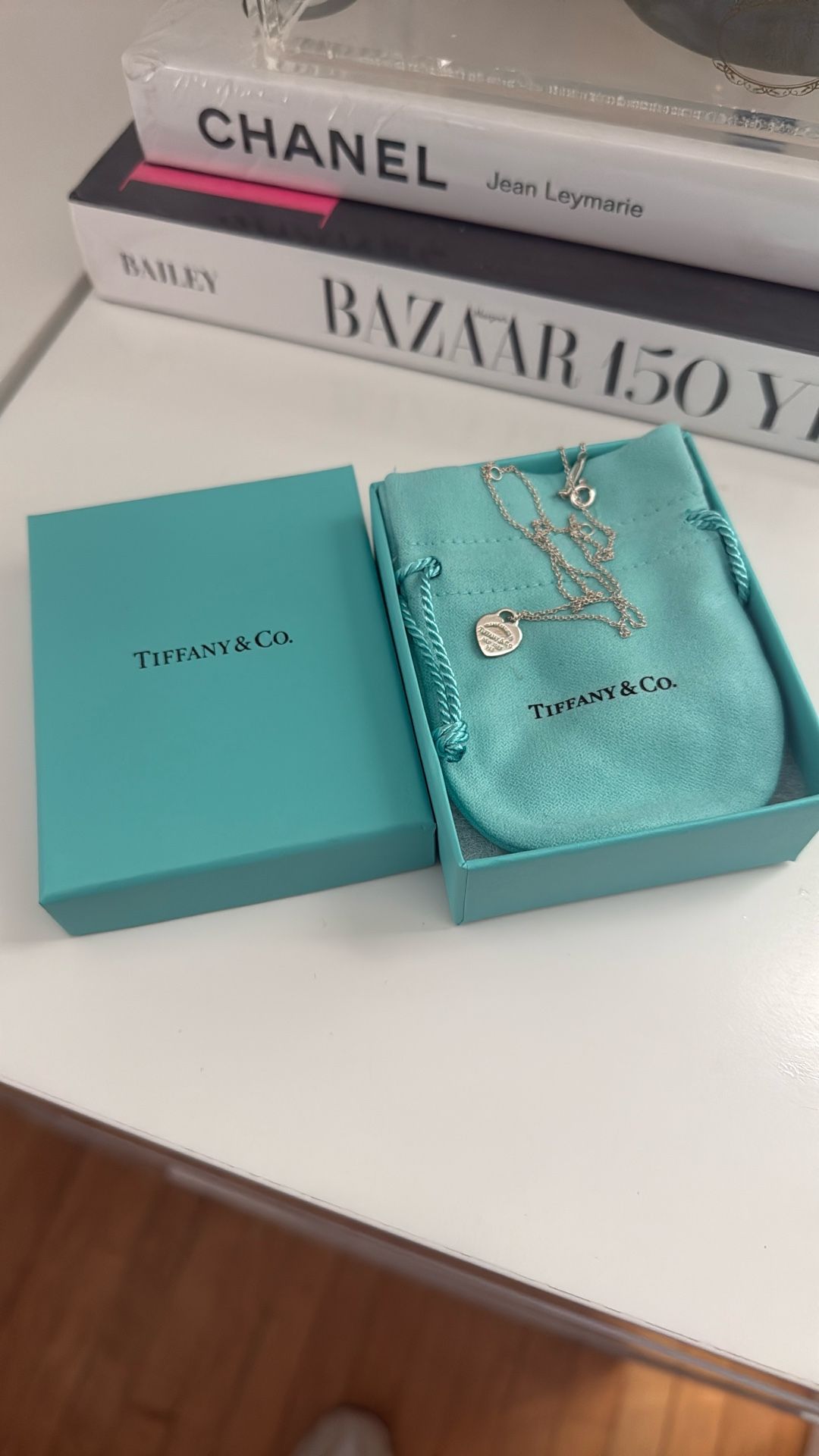 Tiffany & Co - Heart Pendant Necklace Silver 