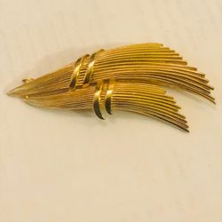 Vintage Tarfari Gold Tone Tussie Mussie Shaped Brooch Pin 