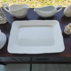 White English platter. 14 x 10.5