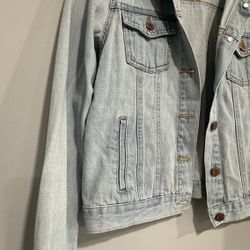 Women’s Light Blue Denim Jacket