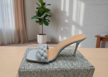 Ermonn Braided Open-Toe Square Healed Slippers in Light Blue - Women's Heels